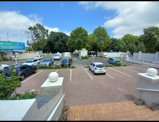 165M² OFFICE TO LET IN BRYANSTON